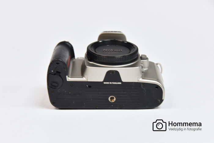 Nikon F55 body - Afbeelding 2